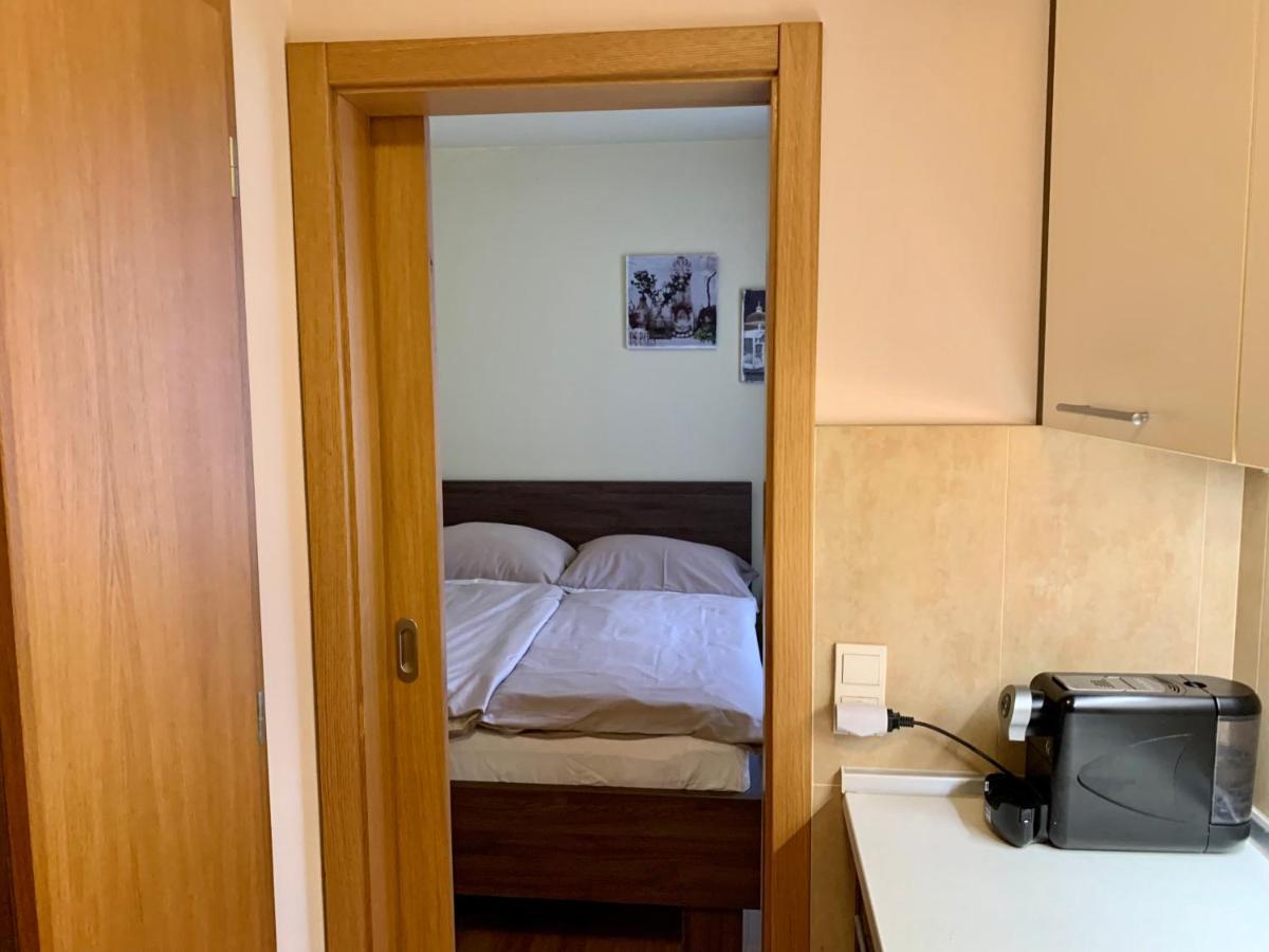 Park - Apartmany Na Prenajom Nove Mesto nad Vahom Exterior photo